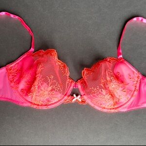 Bra made for magical quiet moments. Showcasing stunning embroidery. New.